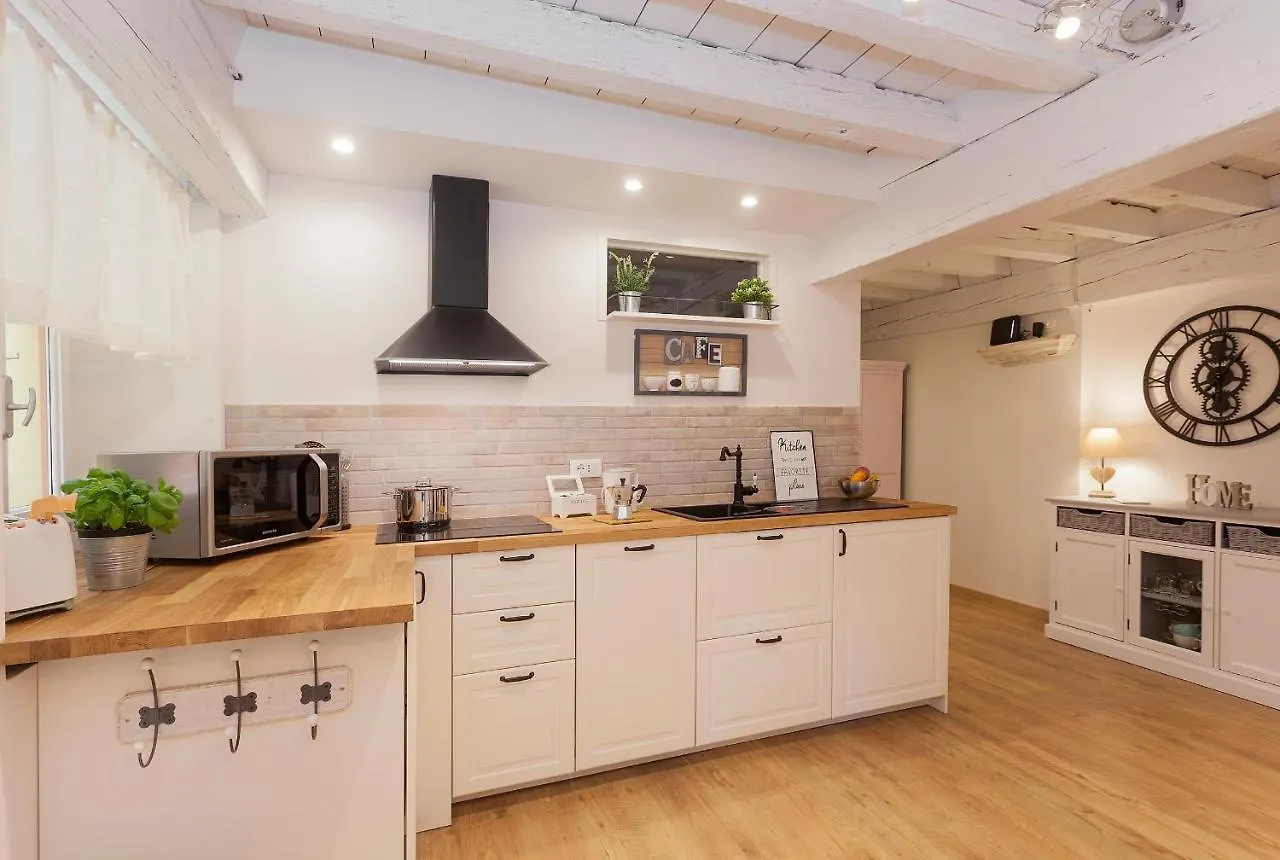 Tornabuoni - Flo Apartments Florence Italy